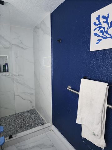 18611 SW 61st Court, Southwest Ranches, FL 33332