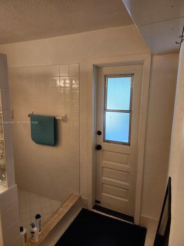 18611 SW 61st Court, Southwest Ranches, FL 33332