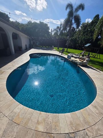 18611 SW 61st Court, Southwest Ranches, FL 33332