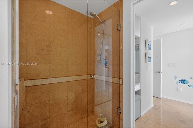 1331 Brickell Bay Dr 3811, Miami, FL 33131