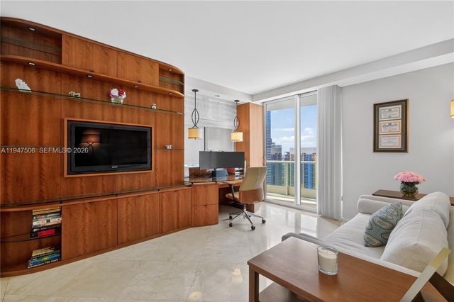 1331 Brickell Bay Dr 3811, Miami, FL 33131