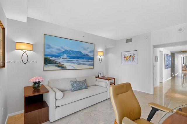 1331 Brickell Bay Dr 3811, Miami, FL 33131