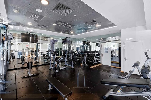 1331 Brickell Bay Dr 3811, Miami, FL 33131