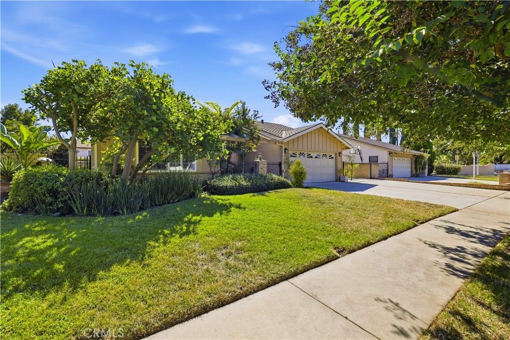 15444 Marilla Street, North Hills, CA 91343 — photo 2