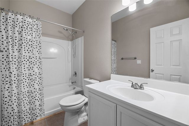 5940 Palmilla Street 1, North Las Vegas, NV 89031