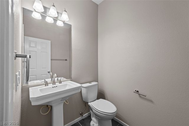5940 Palmilla Street 1, North Las Vegas, NV 89031