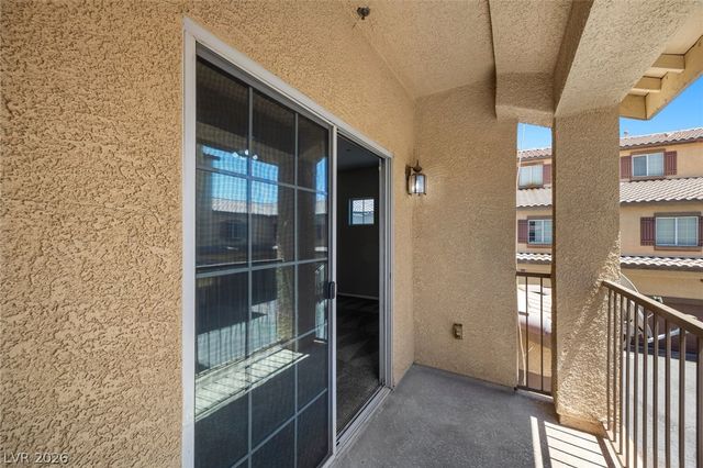 5940 Palmilla Street 1, North Las Vegas, NV 89031