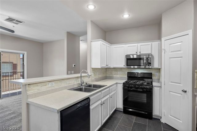 5940 Palmilla Street 1, North Las Vegas, NV 89031