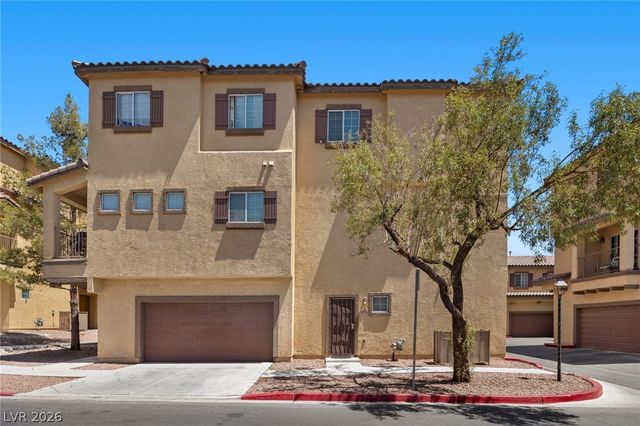 5940 Palmilla Street 1, North Las Vegas, NV 89031