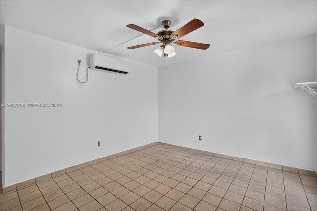 1600 S Le Jeune Road 14, Coral Gables, FL 33134