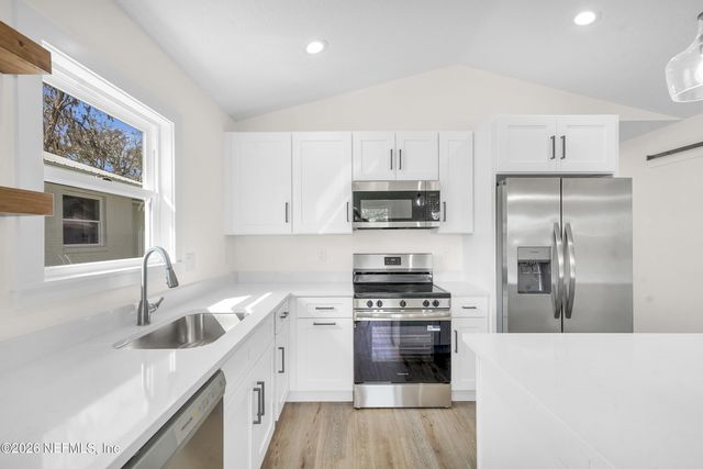 4705 AVENUE B, St. Augustine, FL 32095