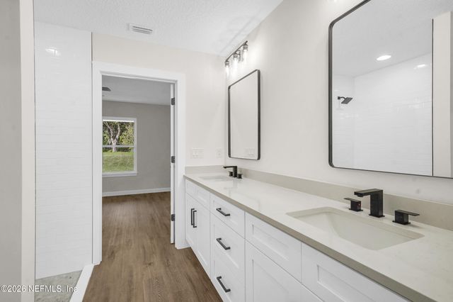 4705 AVENUE B, St. Augustine, FL 32095