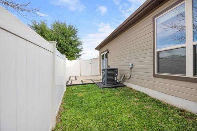1900 Little Elm TRL 12, Cedar Park, TX 78613