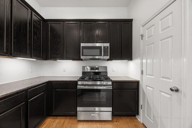 1900 Little Elm TRL 12, Cedar Park, TX 78613