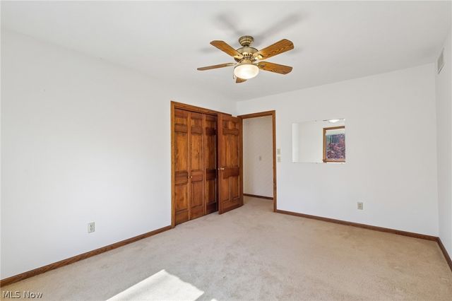 2221 Olde Farm Lane, Hudson, OH 44236
