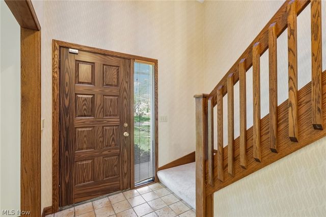 2221 Olde Farm Lane, Hudson, OH 44236