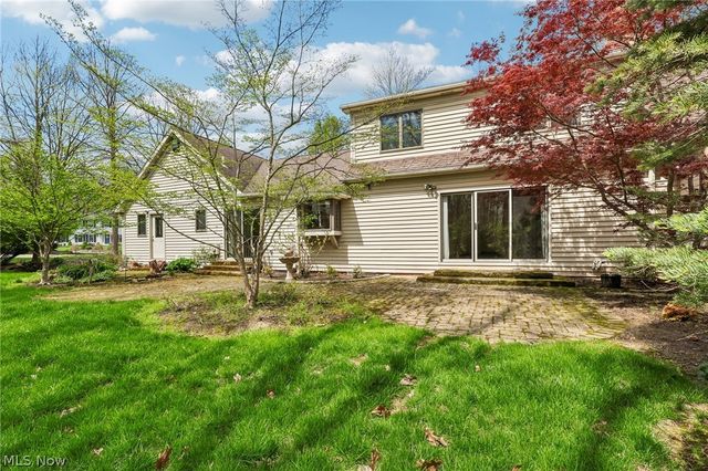 2221 Olde Farm Lane, Hudson, OH 44236