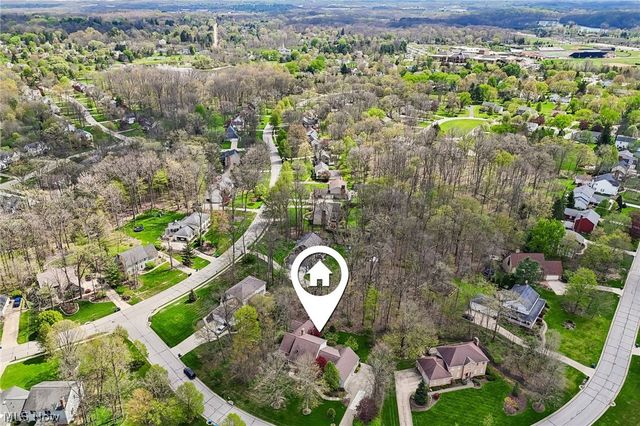 2221 Olde Farm Lane, Hudson, OH 44236