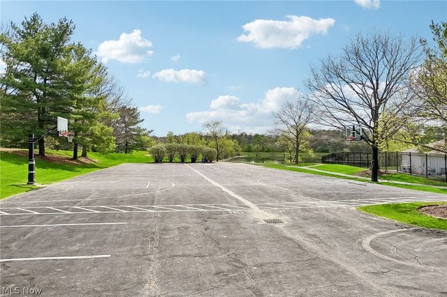 2221 Olde Farm Lane, Hudson, OH 44236