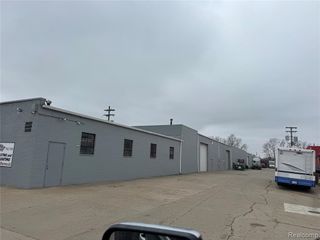 36431 Groesbeck Ave, Clinton Township, MI 48035