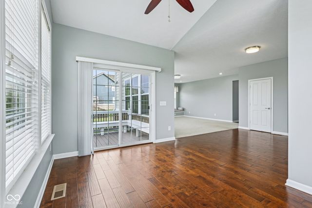 14048 Lasino Run, Carmel, IN 46032