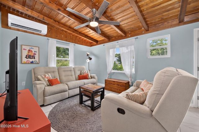 105 NE 3rd Street, Oak Island, NC 28465