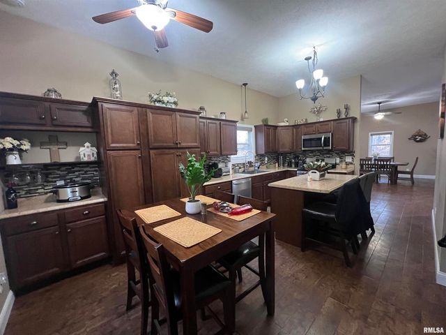 1415 S LAKESHORE Drive S, Goreville, IL 62939