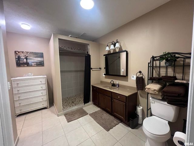 1415 S LAKESHORE Drive S, Goreville, IL 62939