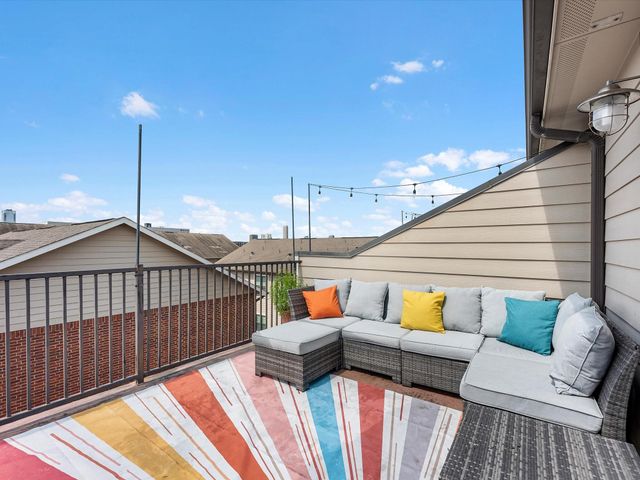 2110 Shearn Street 6, Houston, TX 77007