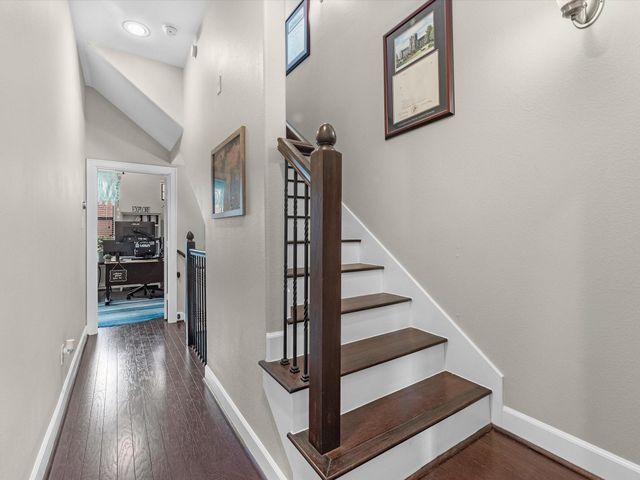 2110 Shearn Street 6, Houston, TX 77007