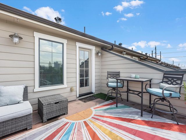 2110 Shearn Street 6, Houston, TX 77007