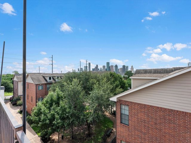 2110 Shearn Street 6, Houston, TX 77007