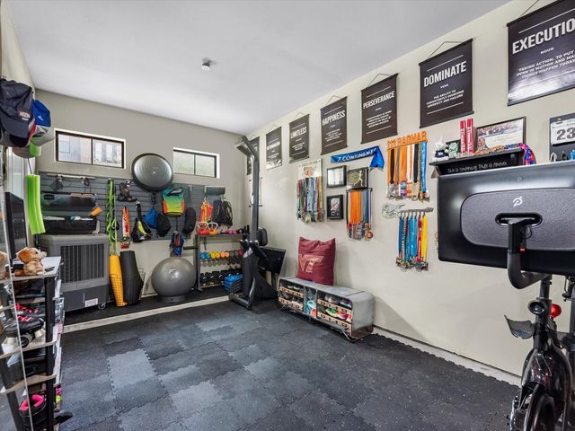 2110 Shearn Street 6, Houston, TX 77007