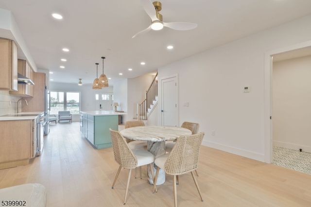 1 Railroad Ave, B5 B5, Avon-by-the-sea Boro, NJ 07717