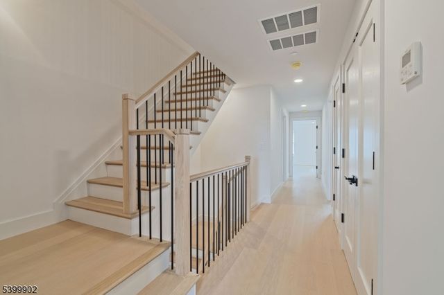 1 Railroad Ave, B5 B5, Avon-by-the-sea Boro, NJ 07717