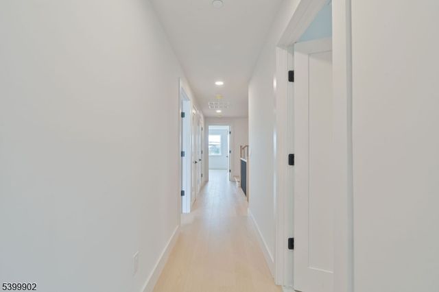 1 Railroad Ave, B5 B5, Avon-by-the-sea Boro, NJ 07717