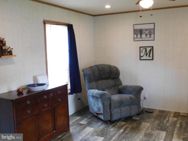 119 MEADOW LN, Lititz, PA 17543