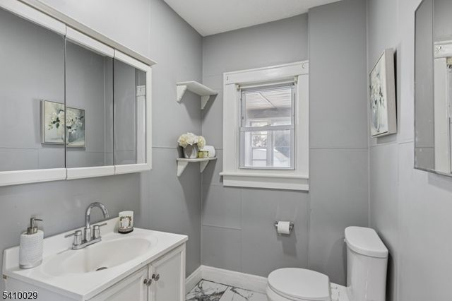 210 Rock Ave, Piscataway Twp., NJ 08854