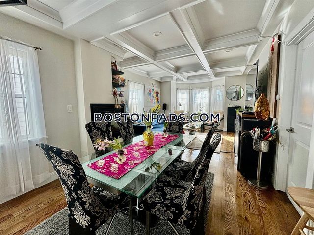 7 Webster 1, Somerville, MA 02145