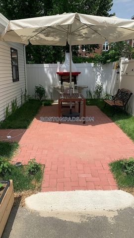 7 Webster 1, Somerville, MA 02145