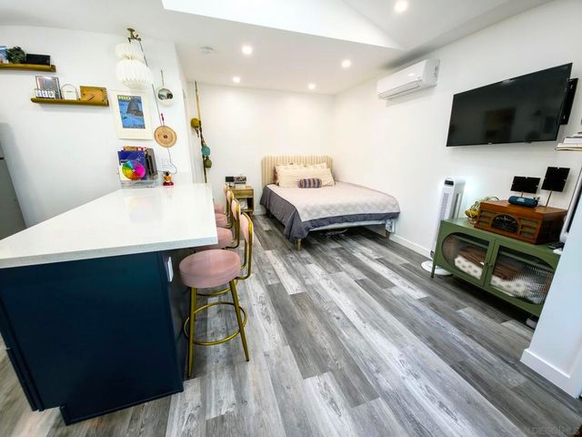 3080 Ivy St., San Diego, CA 92104