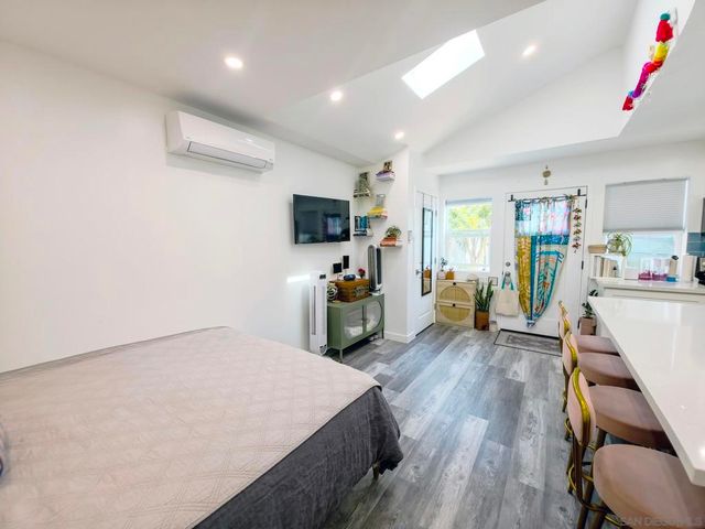 3080 Ivy St., San Diego, CA 92104