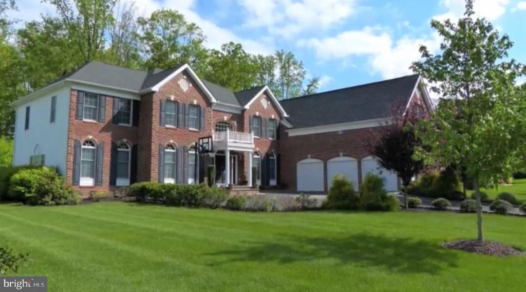 4203 GREENSPIRE LN, New Hope, PA 18938