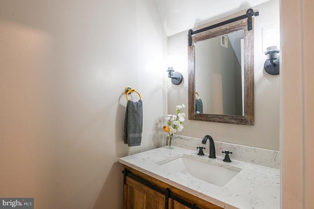 1504 OLD MILL RD, Reading, PA 19610