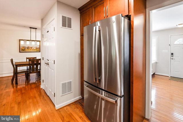 8011 JACKSON RD, Alexandria, VA 22308