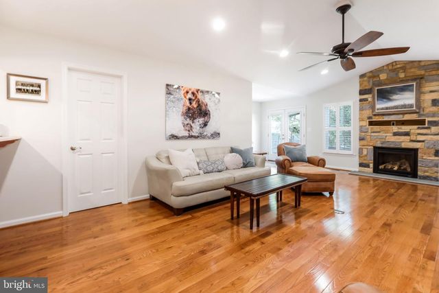 8011 JACKSON RD, Alexandria, VA 22308