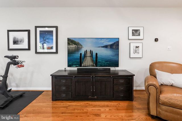 8011 JACKSON RD, Alexandria, VA 22308