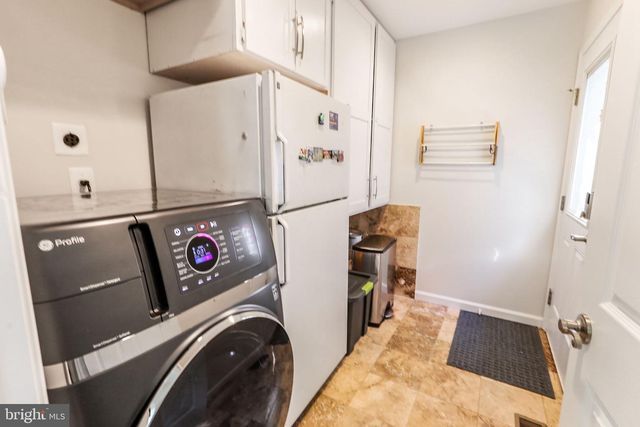 8011 JACKSON RD, Alexandria, VA 22308