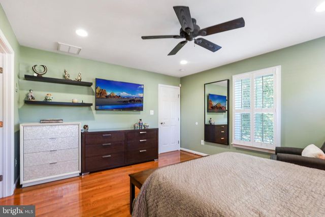 8011 JACKSON RD, Alexandria, VA 22308