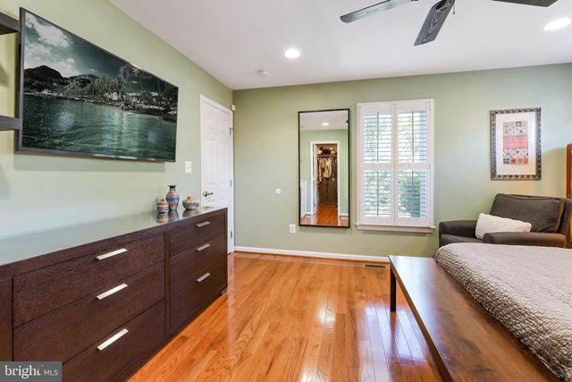 8011 JACKSON RD, Alexandria, VA 22308